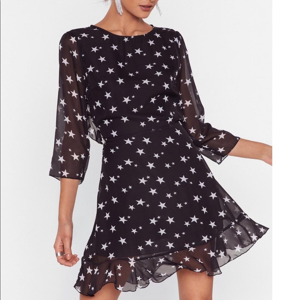 NWT Dress with Ruffle Open Back - Picture 3 of 10